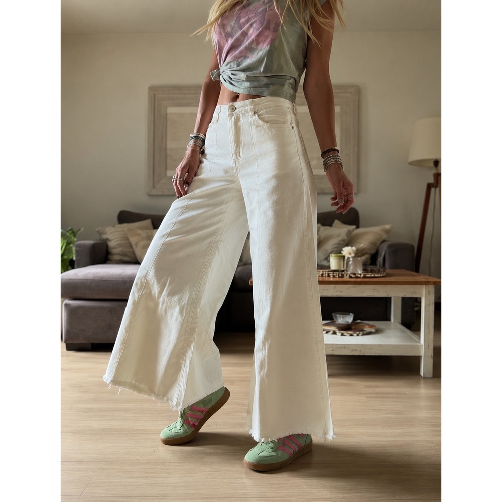 Dance & Marvel Off White High Waisted Wide Leg Raw Hem Button Fly Jeans Small